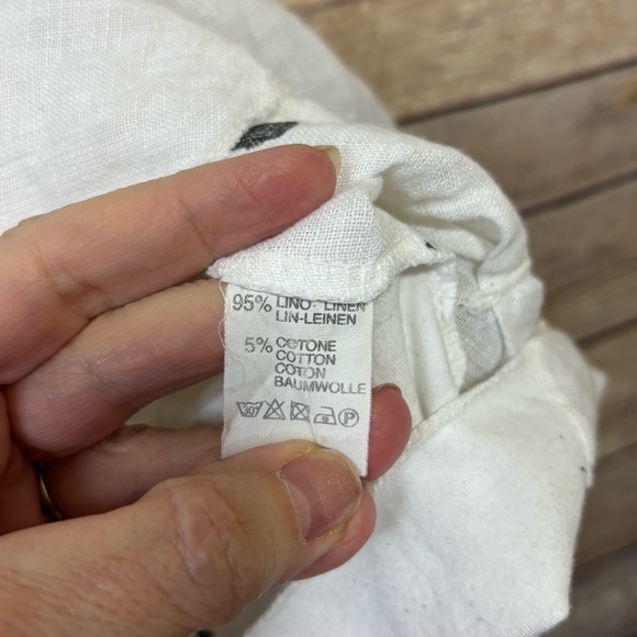 Inizio Linen Tank Top Blouse Asymmetrical white Black Print Size Medium - Picture 4 of 5